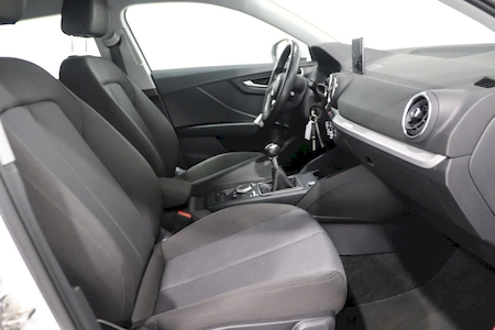 AUDI Q2 30 TFSI 116 CV BV6  BUSINESS LINE  ********** 1 ERE MAIN AVEC 70652 KMS **********